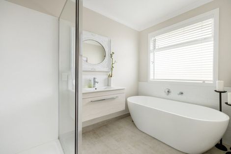 Photo of property in 37 Mahana Way, Pyes Pa, Tauranga, 3112