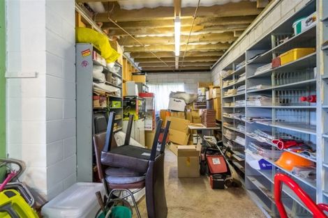 Photo of property in 114a Main South Road, Green Island, Dunedin, 9018