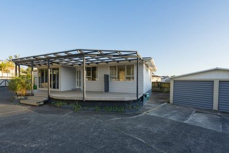 Photo of property in 10 Quintal Place, Papatoetoe, Auckland, 2025