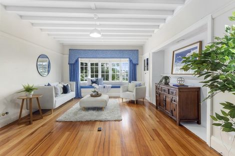 Photo of property in 2 Cluny Avenue, Kelburn, Wellington, 6012