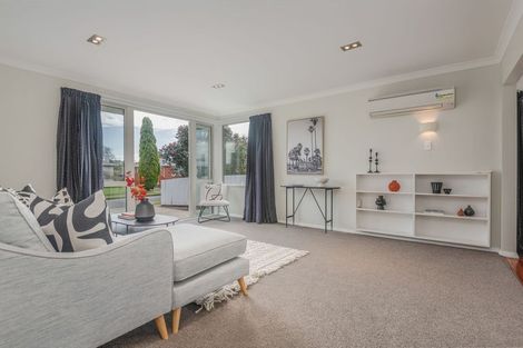 Photo of property in 10 Ilford Place, Awapuni, Palmerston North, 4412