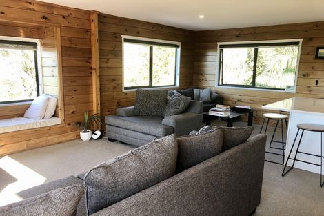 Photo of property in 47 Stillwater Crescent, Stillwater, Silverdale, 0993