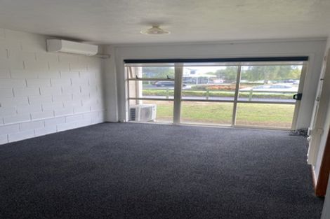 Photo of property in 2 Cameron Road, Hamilton East, Hamilton, 3216