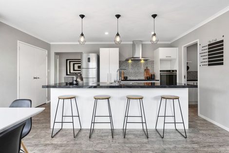 Photo of property in 59 Awataha Crescent, Pyes Pa, Tauranga, 3110