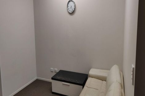 Photo of property in 5 Hazel Glen, Bayview, Auckland, 0629