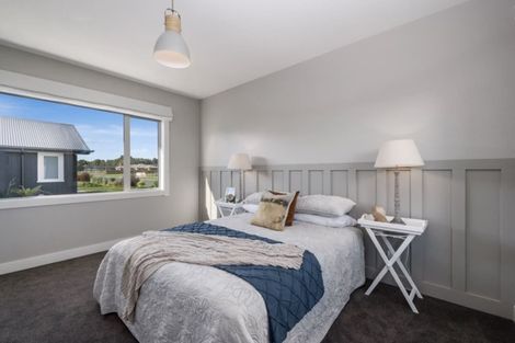 Photo of property in 56 Oakdale Drive, Kinloch, Taupo, 3377