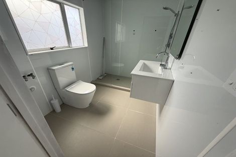 Photo of property in 98 Wallace Road, Papatoetoe, Auckland, 2025