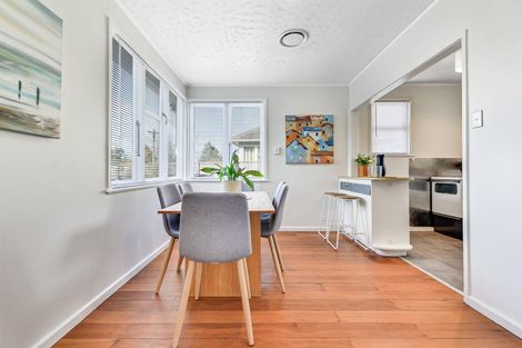 Photo of property in 21 Churchill Avenue, Maeroa, Hamilton, 3200