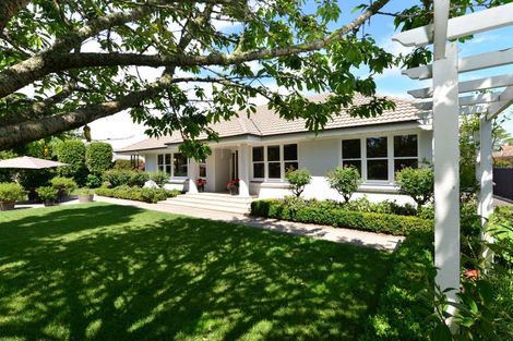 Photo of property in 18 Fairfield Road, Fairfield, Hamilton, 3214