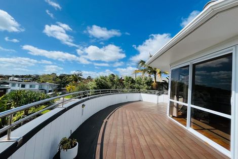 Photo of property in 21 Bleakhouse Road, Howick, Auckland, 2014
