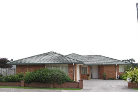 Photo of property in 22 Chadlington Avenue, Henderson, Auckland, 0612