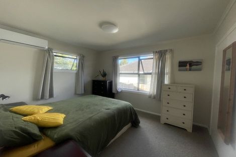 Photo of property in 17 Kelkirk Street, Kelston, Auckland, 0602
