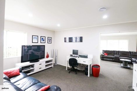 Photo of property in 58 Elsie Drive, Waiuku, 2123