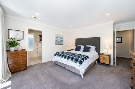 Photo of property in 7d Whakatomo Place, Havelock North, 4130