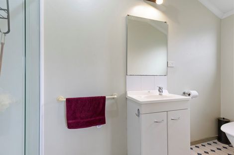 Photo of property in 177 Old Farm Road, Hamilton East, Hamilton, 3216