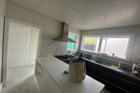 Photo of property in 432 Adelaide Road, Berhampore, Wellington, 6023