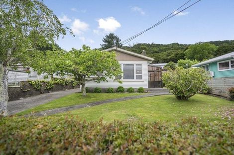 Photo of property in 61 Karaka Street, Wainuiomata, Lower Hutt, 5014