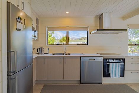 Photo of property in 2/21 Rapallo Place, Farm Cove, Auckland, 2012