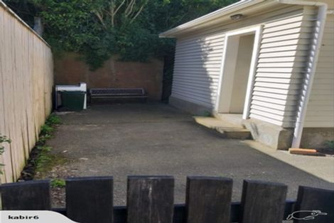 Photo of property in 12c Tyne Street, Island Bay, Wellington, 6023