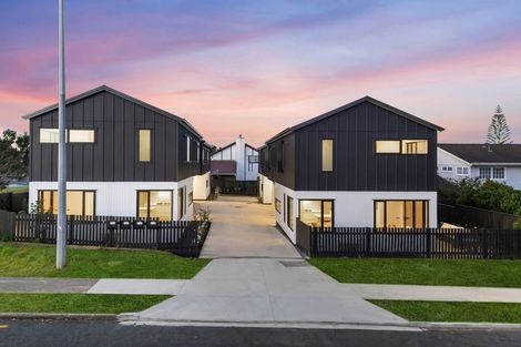 Photo of property in 1c Maxwelton Drive, Mairangi Bay, Auckland, 0630