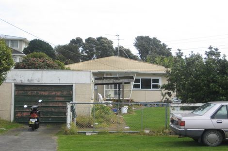 Photo of property in 27 Paritutu Road, Spotswood, New Plymouth, 4310