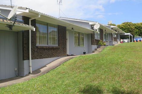 Photo of property in 77 Seabrook Avenue, New Lynn, Auckland, 0600