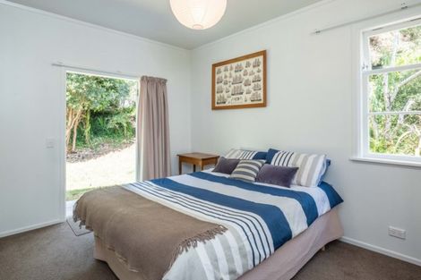 Photo of property in 24 Queens Road, Waikanae Beach, Waikanae, 5036