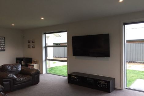 Photo of property in 10 William James Close, Mosgiel, 9024