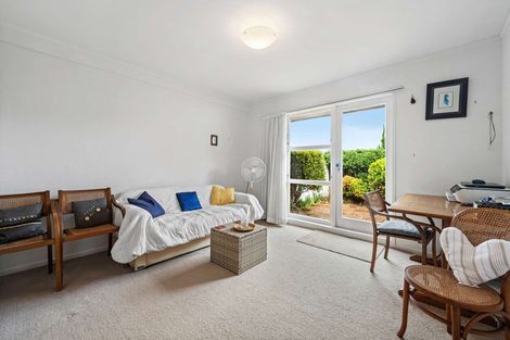 Photo of property in 2/310 Bucklands Beach Road, Bucklands Beach, Auckland, 2012