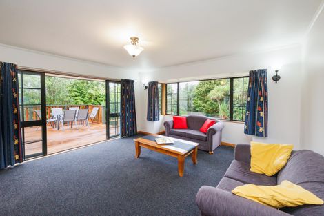 Photo of property in 11 Woodgate Court, Fitzherbert, Palmerston North, 4410