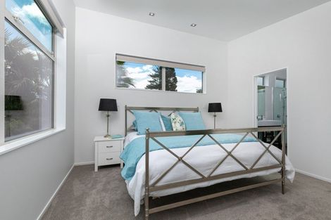 Photo of property in 17a Churchouse Road, Greenhithe, Auckland, 0632