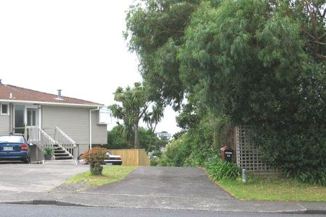 Photo of property in 73 Juniper Road, Sunnynook, Auckland, 0620