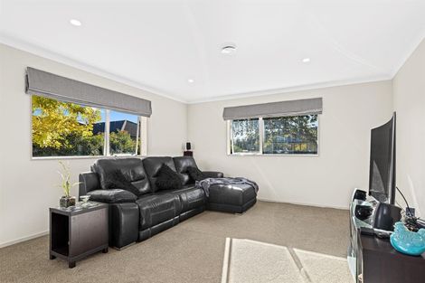 Photo of property in 41 Chic Gardens, Parakai, 0830