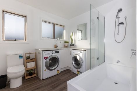 Photo of property in 24 Ranfurly Street, Tamatea, Napier, 4112