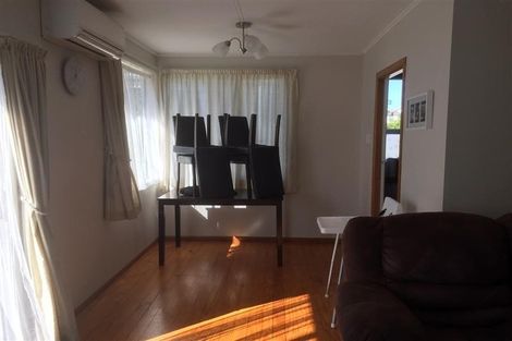 Photo of property in 31a Hinerau Street, Henderson, Auckland, 0612