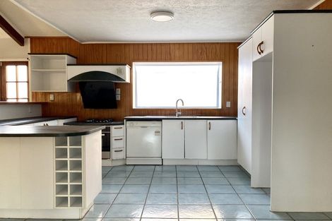 Photo of property in 2/89a Royal Road, Massey, Auckland, 0614