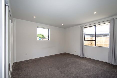 Photo of property in 9 Momorangi Crescent, Redwood, Christchurch, 8051