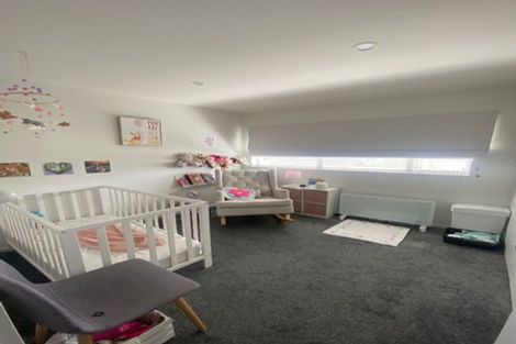 Photo of property in 13 Artistry Lane, Papakura, 2110