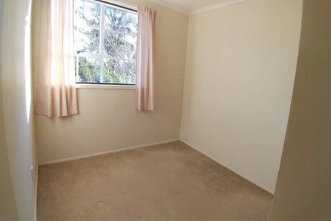 Photo of property in 2/26a Sunnynook Road, Sunnynook, Auckland, 0620