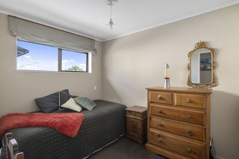Photo of property in 103 Winara Avenue, Waikanae, 5036