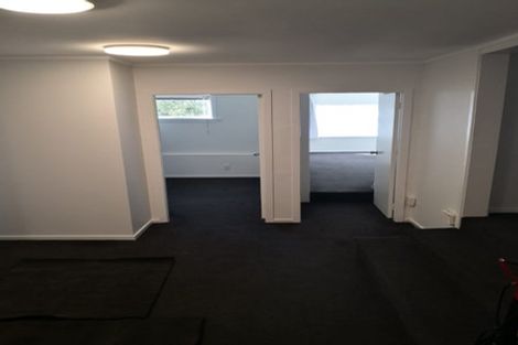 Photo of property in 6 Rixon Grove, Mount Victoria, Wellington, 6011