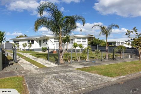 Photo of property in 37 Beazley Crescent, Tikipunga, Whangarei, 0112