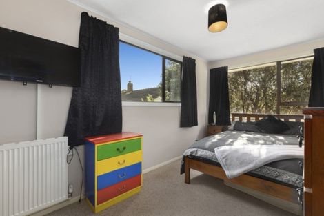 Photo of property in 12 Boyd Grove, Naenae, Lower Hutt, 5011