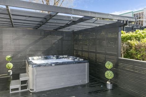 Photo of property in 6 Monaghan Avenue, Karori, Wellington, 6012