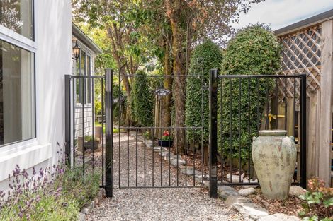 Photo of property in 4 Elva Dawson Place, Arrowtown, 9302