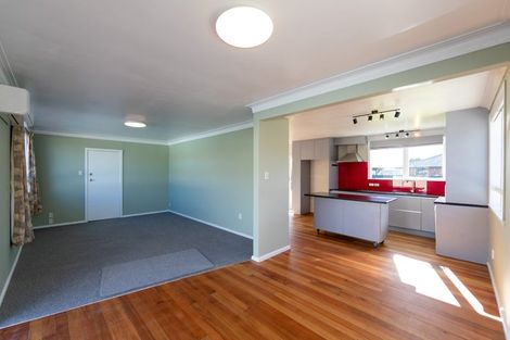 Photo of property in 1 Elliott Crescent, Havelock North, 4130