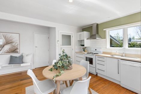 Photo of property in 7 Palmerston Road, Havelock North, 4130