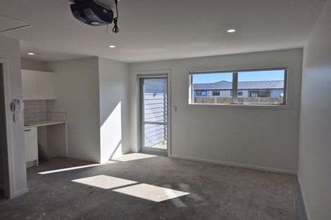 Photo of property in 25 Allan Avenue, Lytton West, 4071