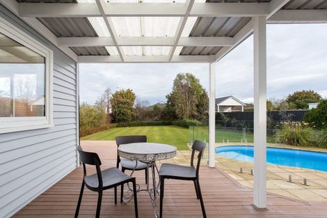 Photo of property in 3 Strowan Road, Strowan, Christchurch, 8052
