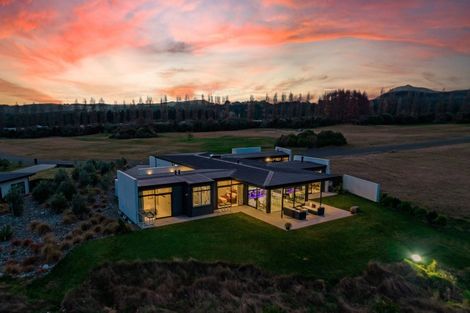 Photo of property in 16 The Fairways, Kinloch, Taupo, 3377